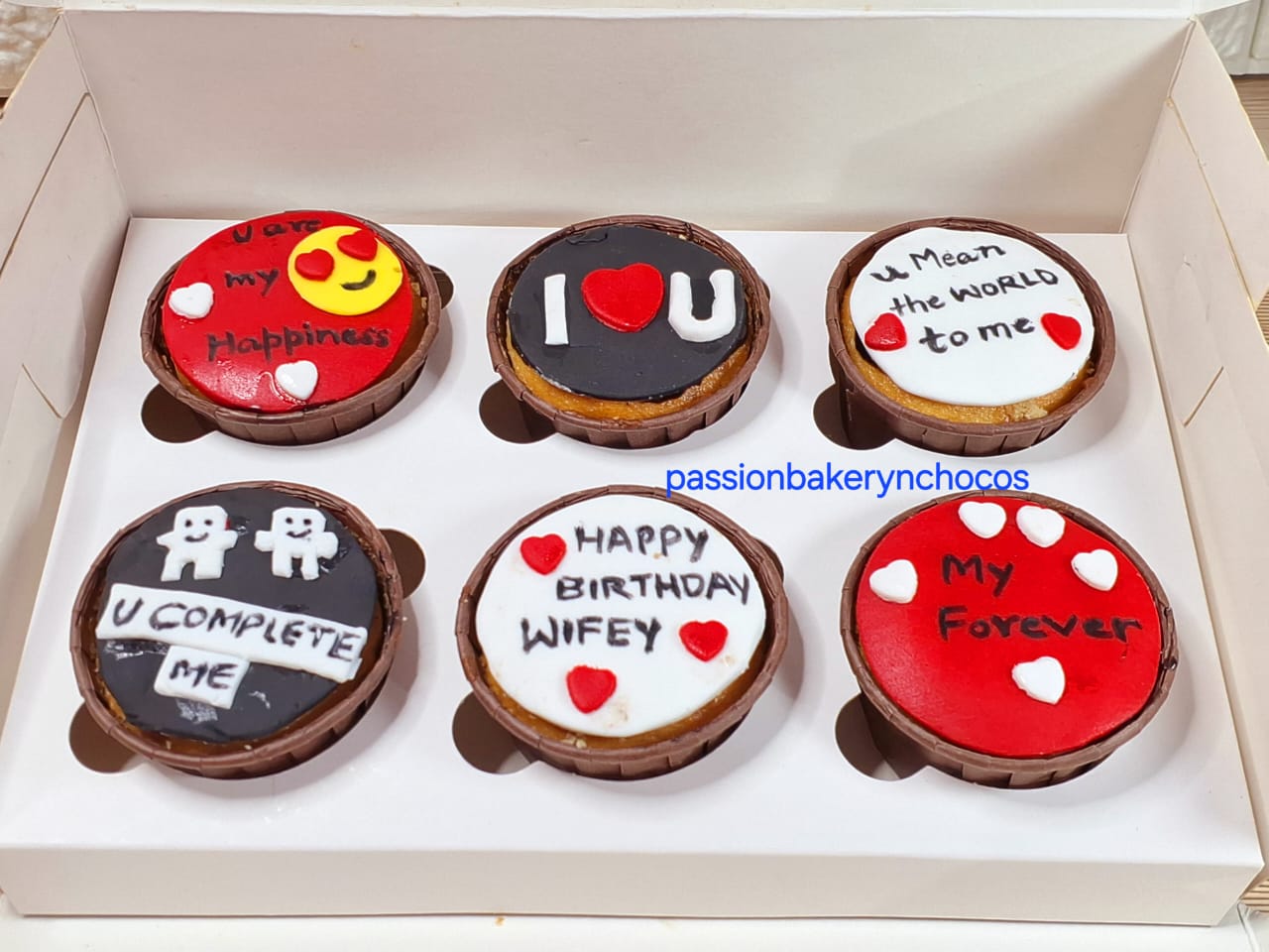 Fondant Cupcakes